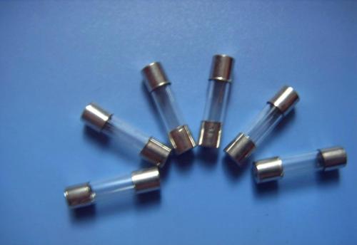 慢速保險絲,保險絲的工作原理